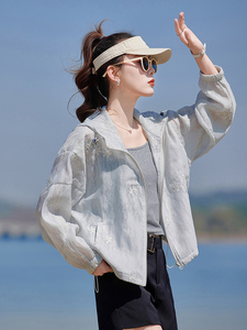 今年流行独特花花立领白色外套女春2025新款小个子防晒棒球服夹克图片