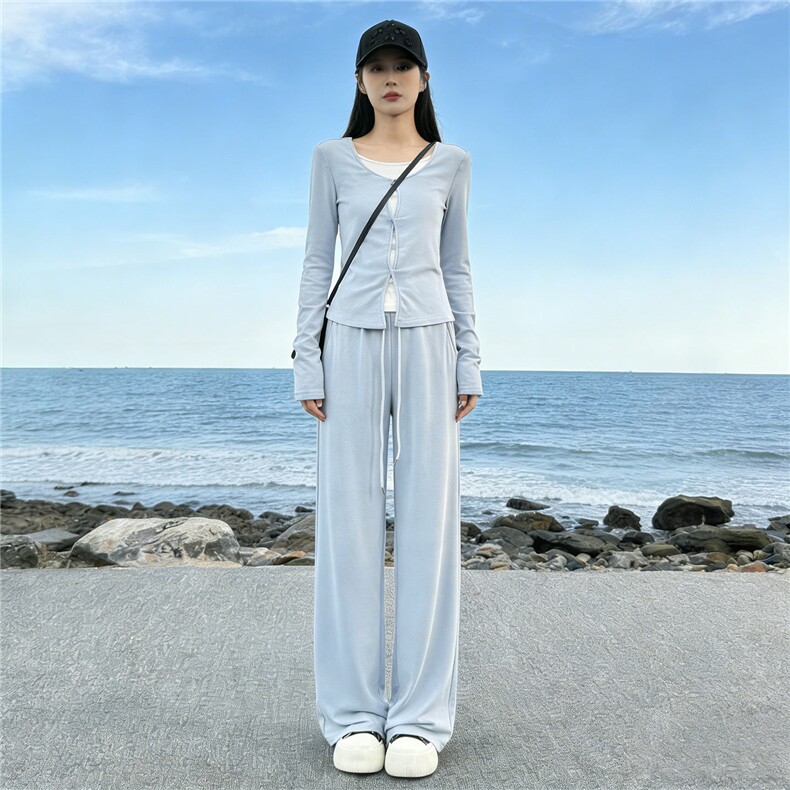 个性简约时尚休闲套装女春圆领扭结珠扣拼接短款上衣阔腿裤两件套,女装套装/套裙,江南