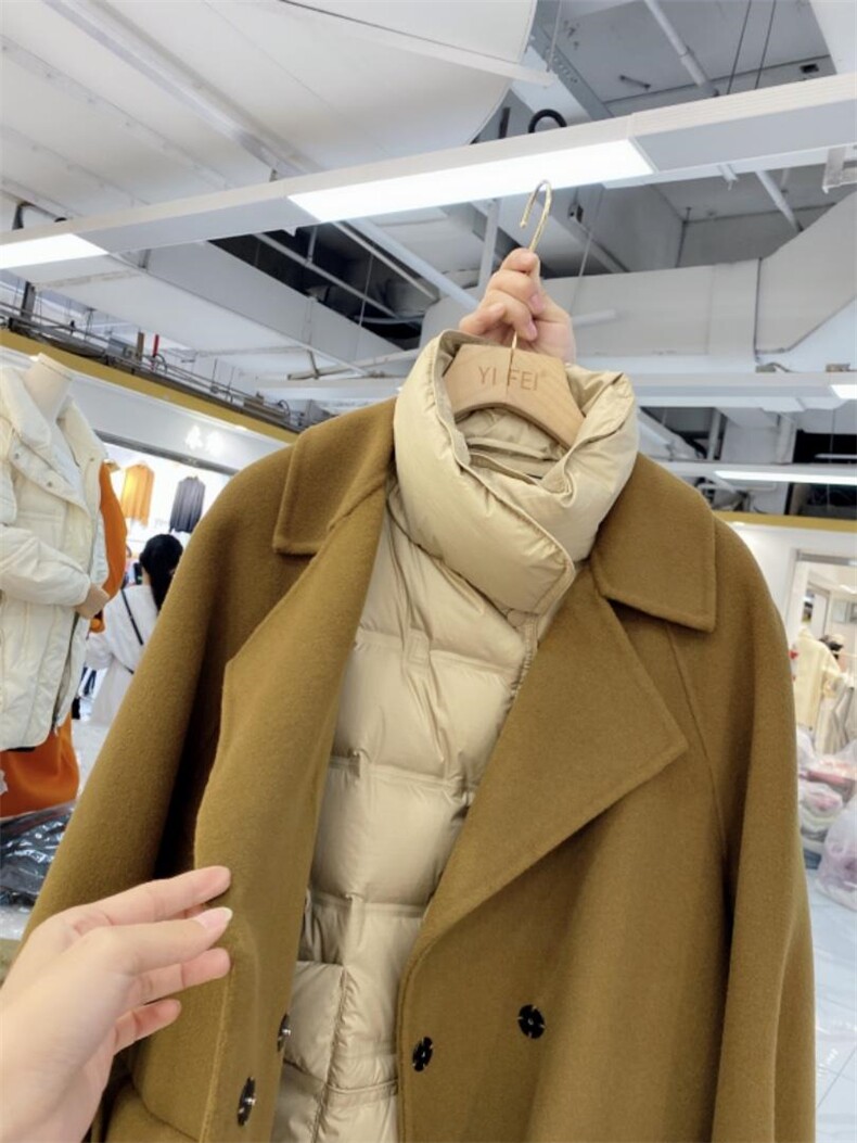 两色轻薄款羽绒服可单穿可内搭，女装羽绒服，YI FEI