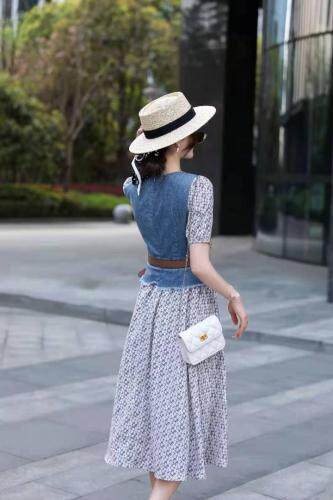 牛仔拼接连衣裙，女装连衣裙，衣香丽舍