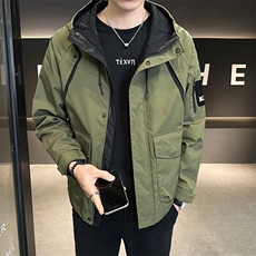 军绿色
