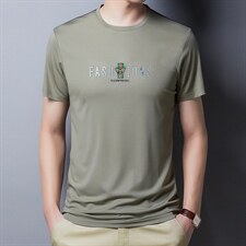 豆绿色