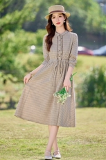 高端纯棉长袖连衣裙中长款2026新款女春秋洋气减龄显瘦格子衬衫裙，女装连衣裙，水衣源