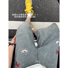 蓝色