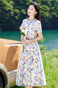 粉色纯棉碎花连衣裙女中长款2026夏新款收腰显瘦减龄气质短袖裙子图片