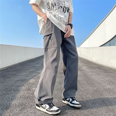 灰色