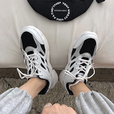 白色