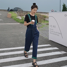 2022新款减龄洋气套装网红宽松显瘦港味休闲套裤收腰牛仔拼色背带，女装套装/套裙，瑶迪依秀