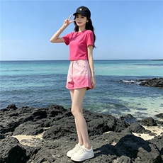 欧韩时尚潮流套装女夏新款玫红色圆领短袖上衣粉色牛仔短裤两件套，女装套装/套裙，江南