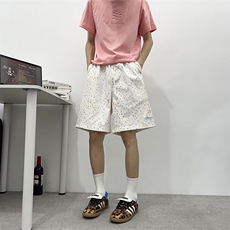 米白色