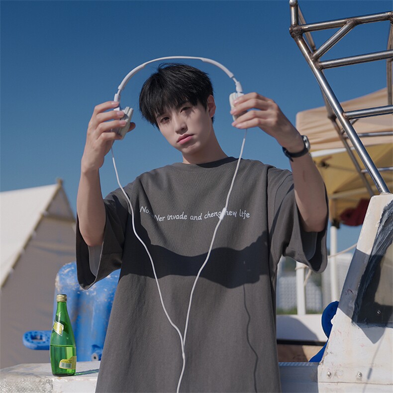 日系简约字母宽松休闲夏装短袖B225-YHT9124-X55，男装T恤，电商B225