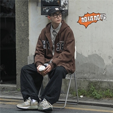 褐色加绒