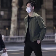 绿色
