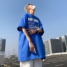蓝色
