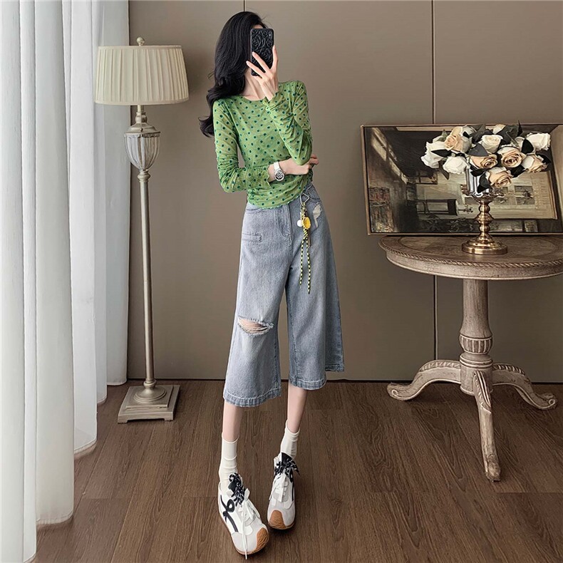 韩系减龄时尚套装女夏季新款绿色波点网纱上衣破洞牛仔中裤两件套图片