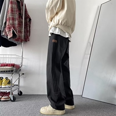 灰色
