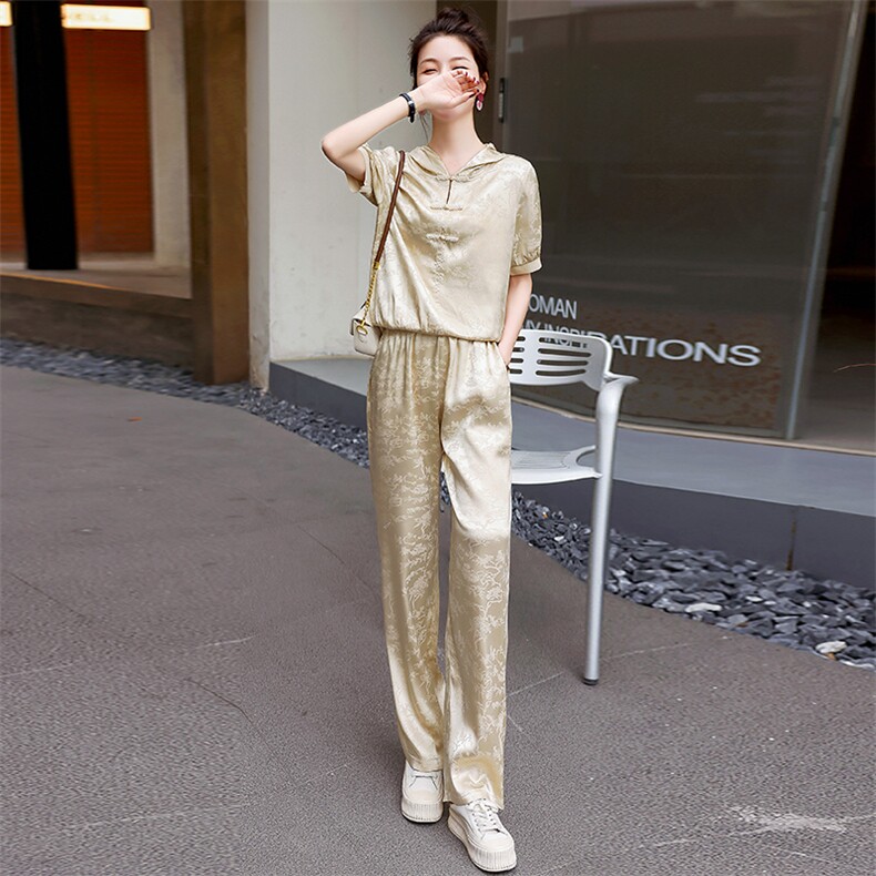 新中式盘扣时尚休闲套装女2025夏季新款提花短袖卫衣直筒裤两件套,女装套装/套裙,奕薇雅