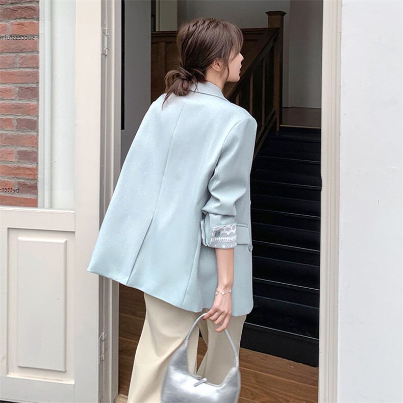 蓝色蕾丝拼接休闲西装外套女减龄百搭气质小西服高级感独特温柔风,女装西装,素月