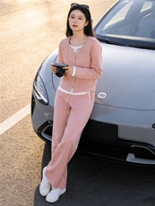 重工减龄时尚套装女春季款设计感V领拼接假两件上衣阔腿裤两件套，女装套装/套裙，江南