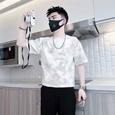 白色