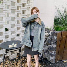 拼接翻领水洗翻领牛仔外套女2025春秋季新款韩版复古港风夹克上衣，女装牛仔外套，维壹