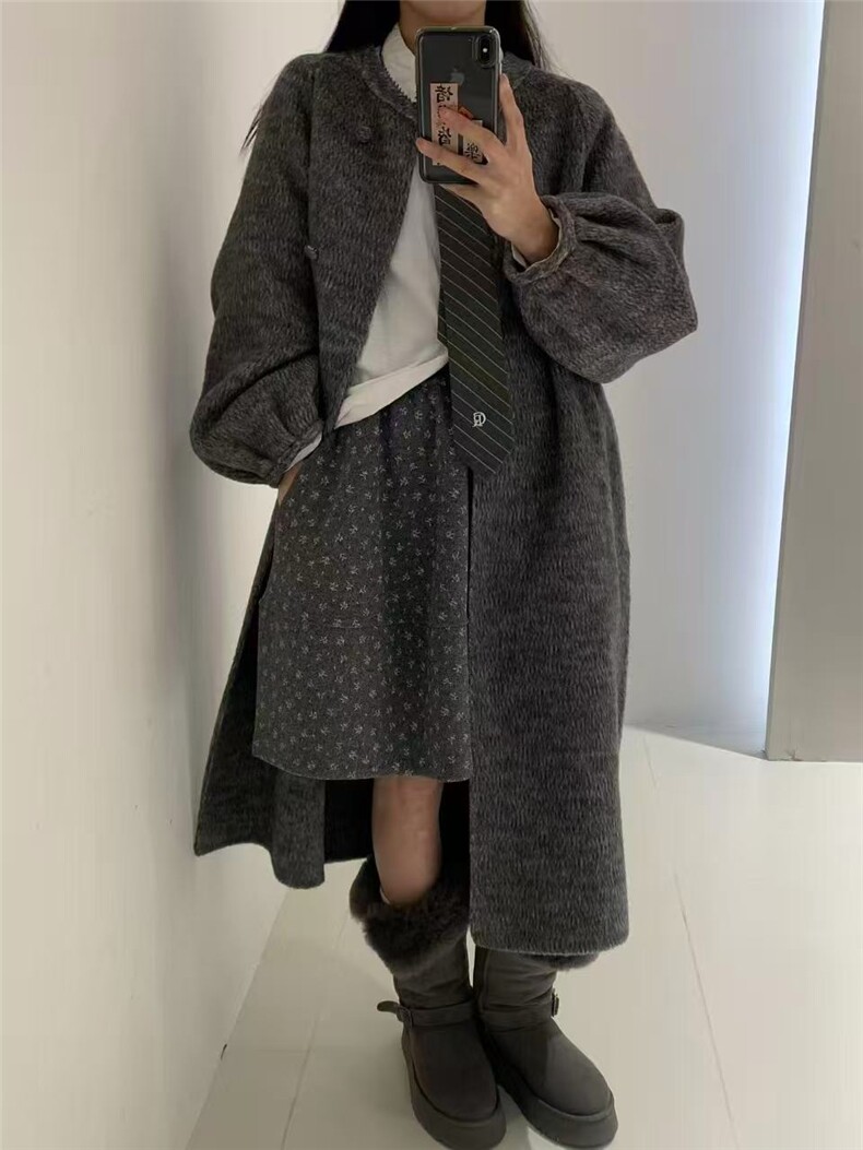 赫本风绵羊毛双面毛呢外套女中长款灯笼袖排扣大衣高级感,女装双面呢大衣,依嘟服饰