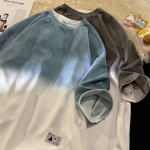 T802 P35 毛毯平铺 重磅280克华夫格渐变蝴蝶印花男女同款短袖t恤图片