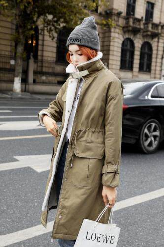 2021冬款新款大颗粒绒欧版立领两穿设计长款派克服，女装，红雀纺