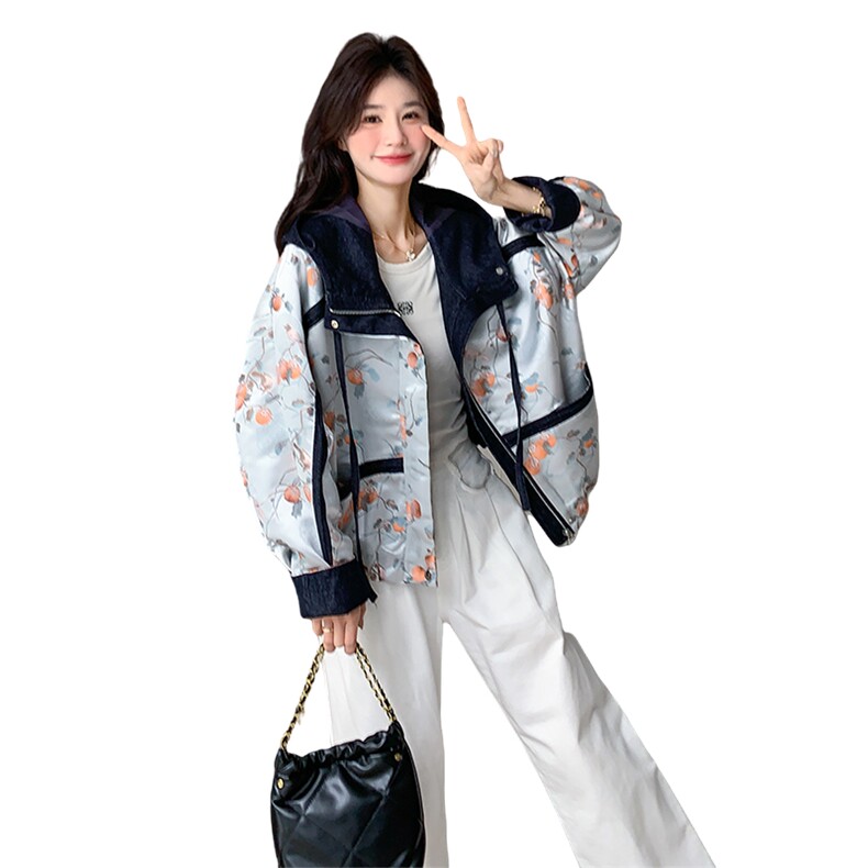 独特漂亮印花短款连帽工装外套女春秋2025年超火好看减龄休闲夹克,女装短外套,2C057