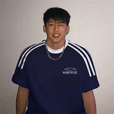 藏青色