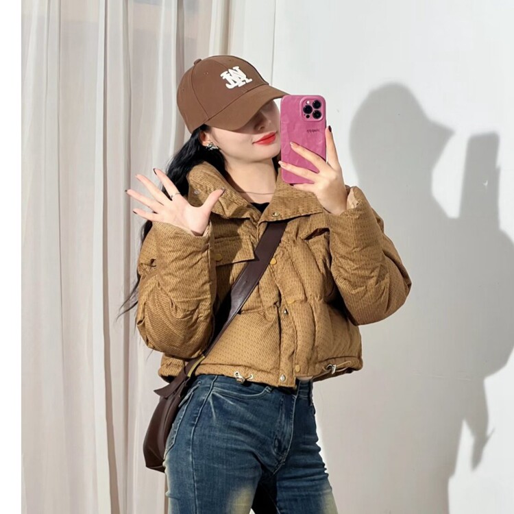 棕咖色短款羽绒服女2025冬季韩版小个子立领加厚格纹面包服外套图片