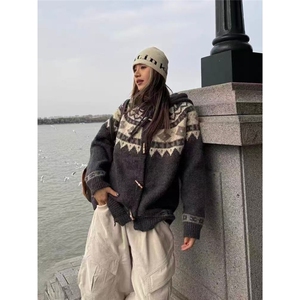 网图现货 美式牛角扣开衫毛衣男情侣慵懒针织衫外套潮2519/P60图片