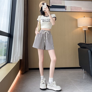 轻薄条纹冰丝阔腿短裤女夏季薄款高腰垂感宽松显瘦直筒休闲裤图片