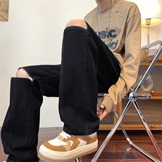 黑色