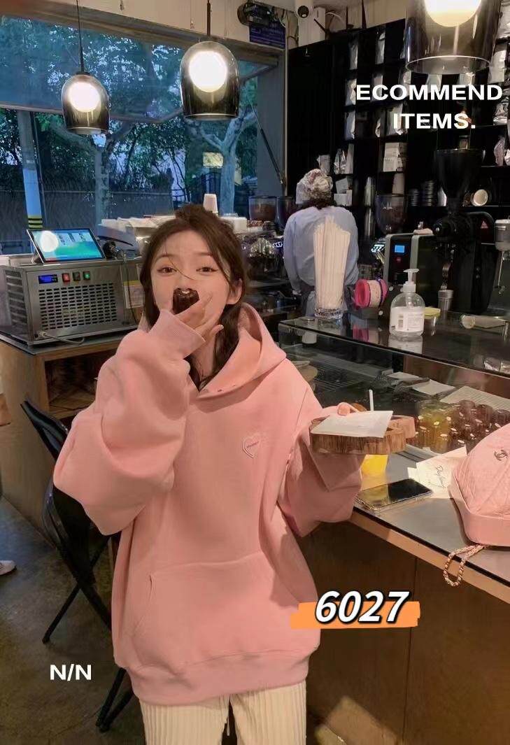 ??粉色加绒卫衣一杭，女装卫衣/绒衫，一杭