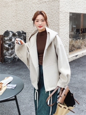燕麦色连帽羊毛双面大衣女冬韩系宽松短款毛呢外套，女装毛呢外套，2C179