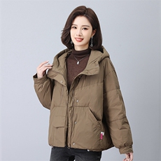 新款时尚女装羽绒服宽松显瘦保暖外套冬季必备单品，女装羽绒服，叶笙衣