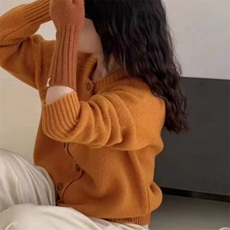 复古圆领毛衣女2024新款春秋短款宽松外穿针织开衫，女装羊毛衫，旭驰羊绒