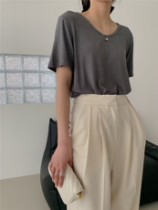 女友鹅蛋领设计百搭好看长袖，女装针织衫/毛衣，洛丽兰可