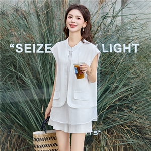 职业御姐套装女2025夏季新款欧韩货醋酸马甲网红短裤高级感两件套图片