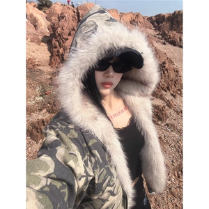 美式复古大毛领迷彩连帽棉服男女新款冬季设计感短款棉衣外套图片