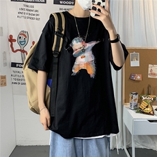 黑色