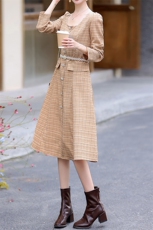 现货时尚女2024年夏季新款女装休气质休闲珍珠连衣裙，女装连衣裙，众宇琦