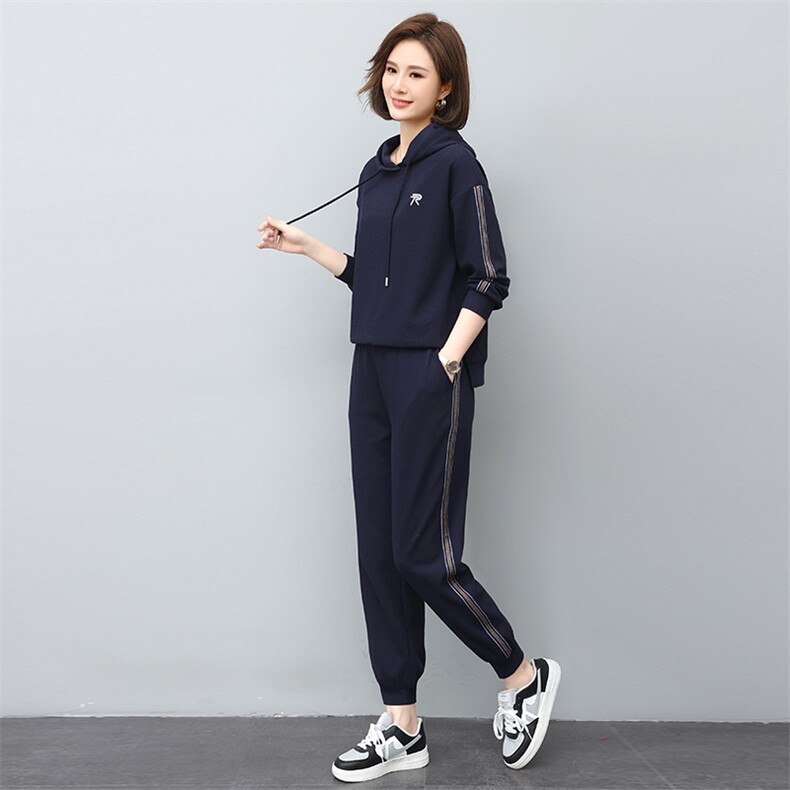 时尚休闲连帽卫衣套装女2022新款宽松显瘦运动服两件套,女装套装/套裙,鑫鑫格