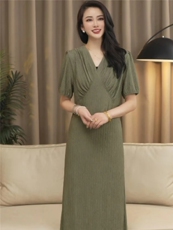 2025百搭简约法式连衣裙，女装连衣裙，东正羊绒