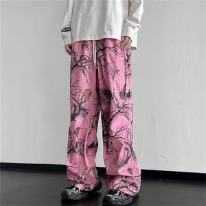 粉红色迷彩印花休闲裤子男美式复古潮流夏季宽松口袋直筒阔腿长裤图片