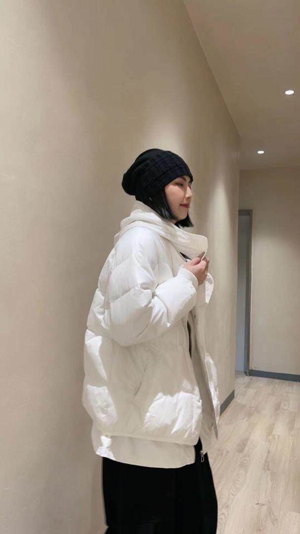 冬季新款羽绒服，女装羽绒服，初唯