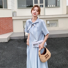 浅蓝色淡人设计感独特气质长裙女夏季2025轻熟风蝴蝶结甜美连衣裙，女装连衣裙，2D080