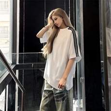 抖音得物品质二开240克宽松纯棉美式潮牌印花三条杠中性风短袖T恤，男装T恤，电商A486