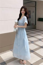 法式浪漫刺绣系带连衣裙女2025年夏季新款甜美泡泡袖气质显瘦长裙，女装连衣裙，慧尚2-185
